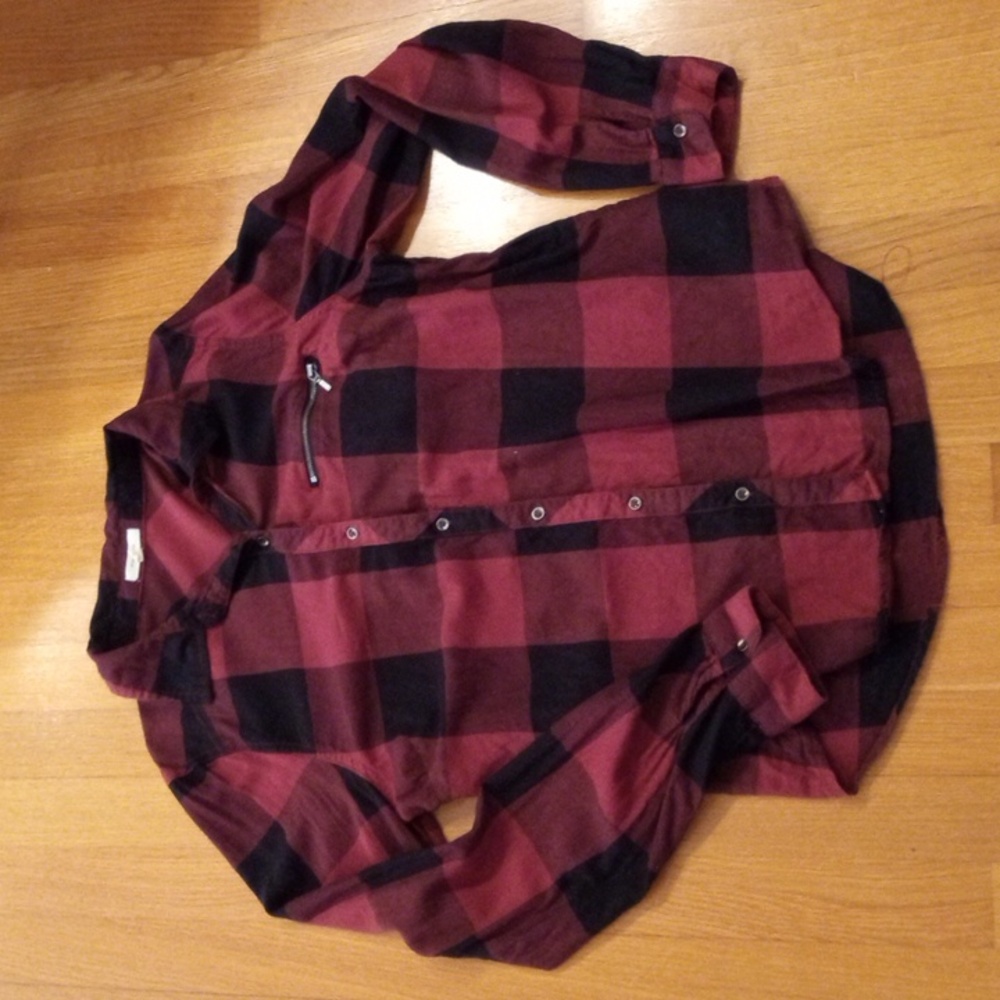 Maurices Plaid Classic Women's Top large